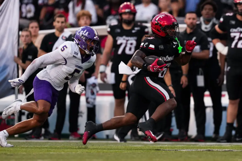 Oklahoma State perdeu para Tulsa e venceu Oregon em duas semanas seguidas, mostrando a variação absurda do College Foot…