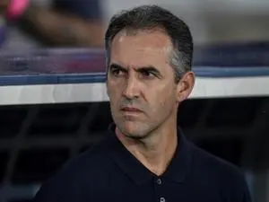 Remo demite o técnico Léo Condé após nove jogos sem vencer. Isso mostra que no esporte a estabilidade é difícil de mant…