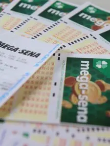 Prêmio estimado de 95 milhões na Mega-Sena desta terça-feira, concurso 3058, às 21h em São Paulo. É sempre interessante…