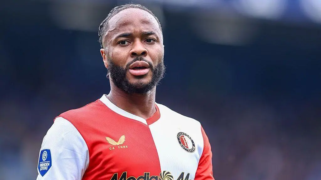 Sterling admitiu dirigir de forma perigosa depois de bater o Lamborghini em barreiras na M3 em maio. Um ato que mostra …