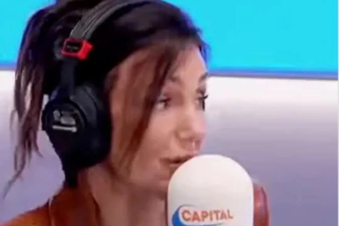 Michelle Keegan admitiu estar sendo grossa ao comer o pedido chinês no Capital Breakfast Show. Essa abertura sincera so…