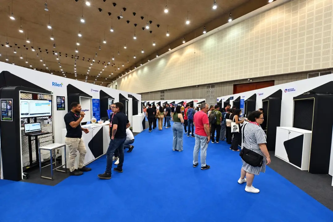 Mais de 300 startups expositoras confirmadas para o Siará Tech Summit 2026 em Fortaleza, no Centro de Eventos. Essa con…