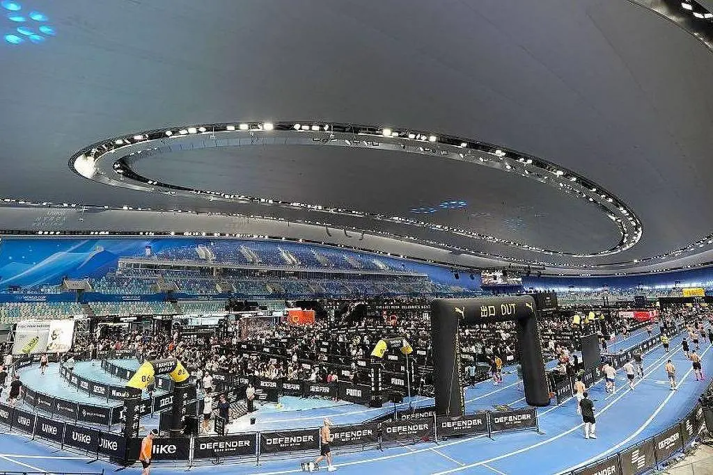 A marca Hyrox se desculpou por deixar uma atleta continuar a corrida em Pequim mesmo após um incidente de incontinência…