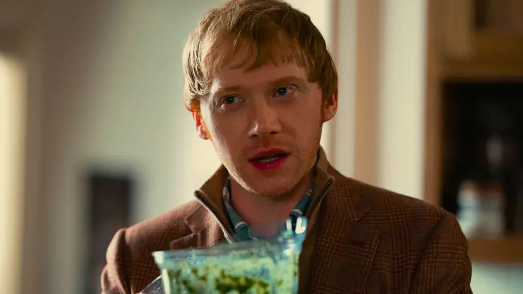 Rupert Grint mostra lados complexos fora Harry Potter, em filmes como Knock at the Cabin, mesmo com papel pequeno. Pref…