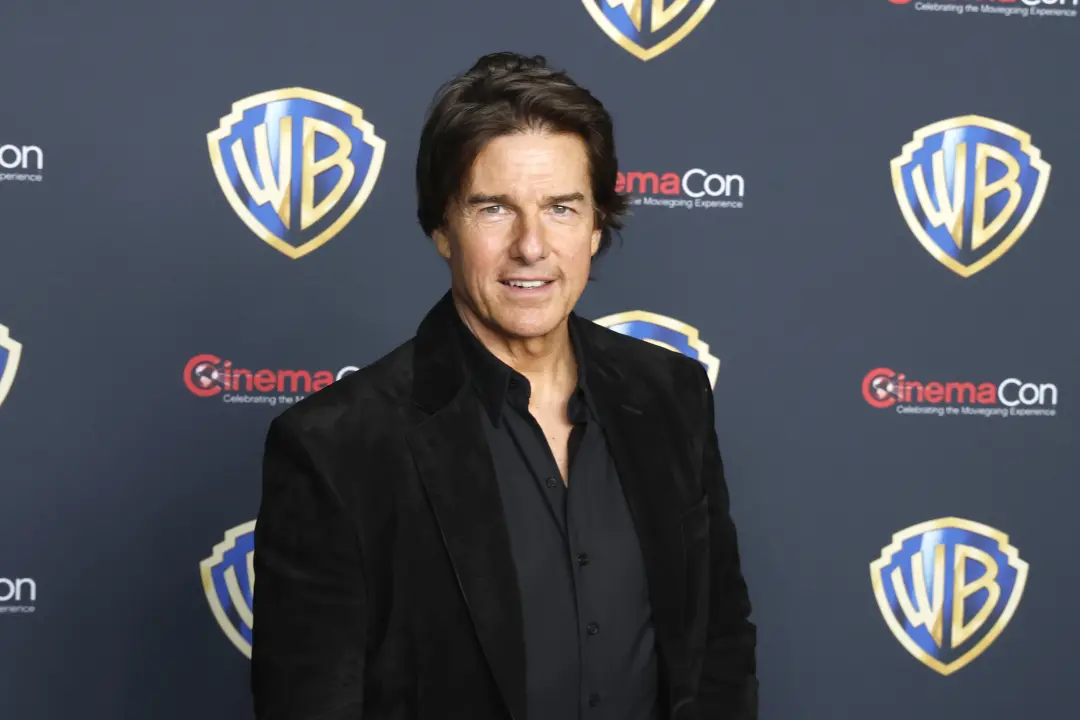 Tom Cruise disse que nao sabe o que dizer, afirmando ser intenso, numa entrevista rara. É interessante ver a introspecç…