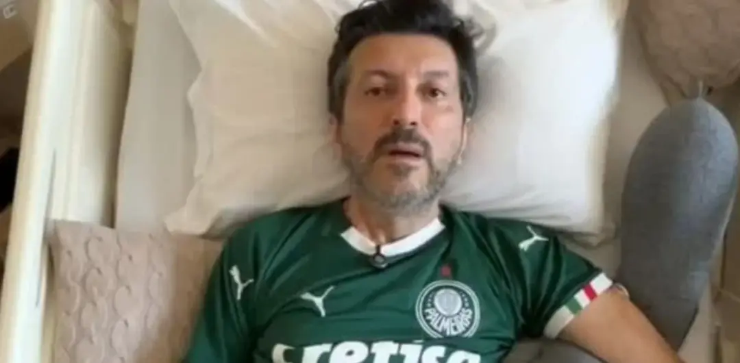 Lito Sousa está estável na UTI após receber medicamento experimental contra a doença de Creutzfeldt-Jakob. A situação é…