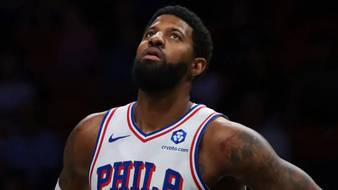 Paul George voltou ao número 13 no Celtics, pegando o número que Ron Harper Jr usava na temporada passada. A combinação…
