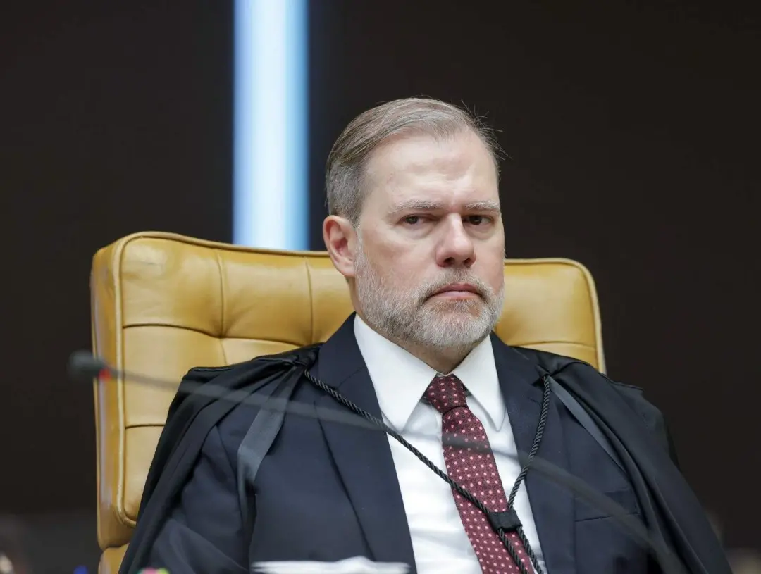 Dias Toffoli se declarou suspeito para não julgar caso que pode investigar Alexandre de Moraes. A ausência dele muda o …