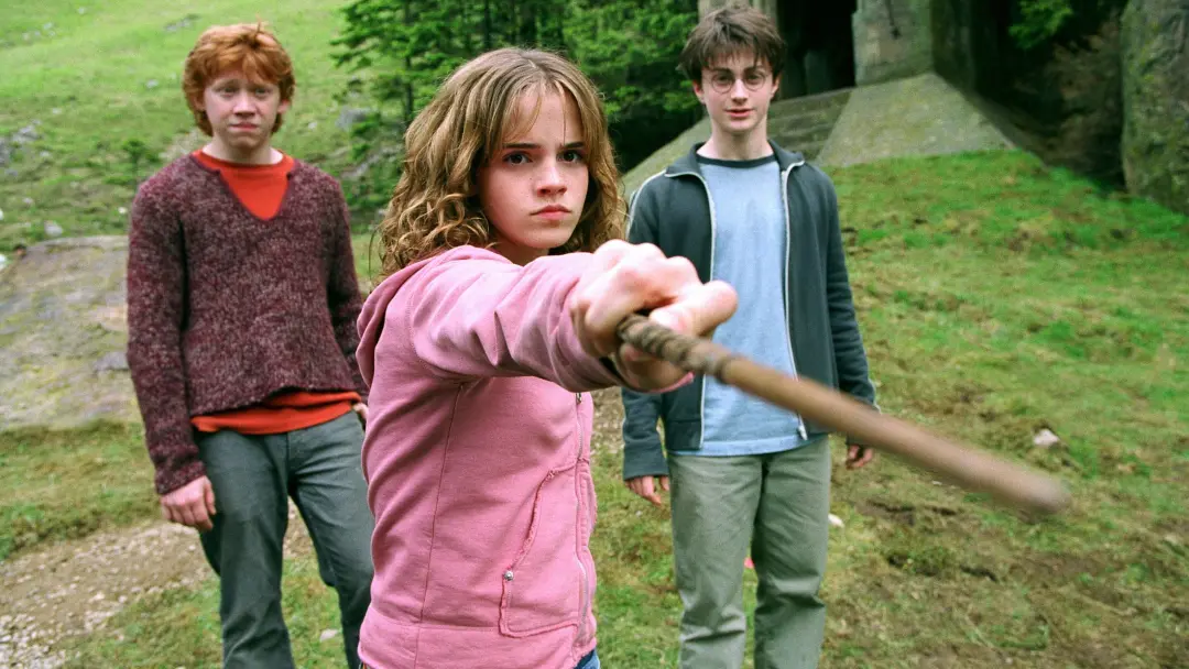 Harry Potter adicionou a Moaning Myrtle e outros dois personagens principais ao elenco da segunda temporada. Acho que a…