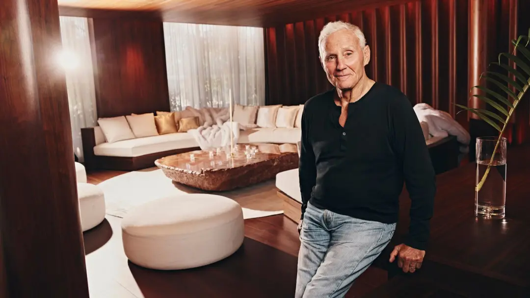 Ian Schrager, fundador do Studio 54, fala que não tem nada mais chato que um salão cheio de gente rica no seu novo hote…