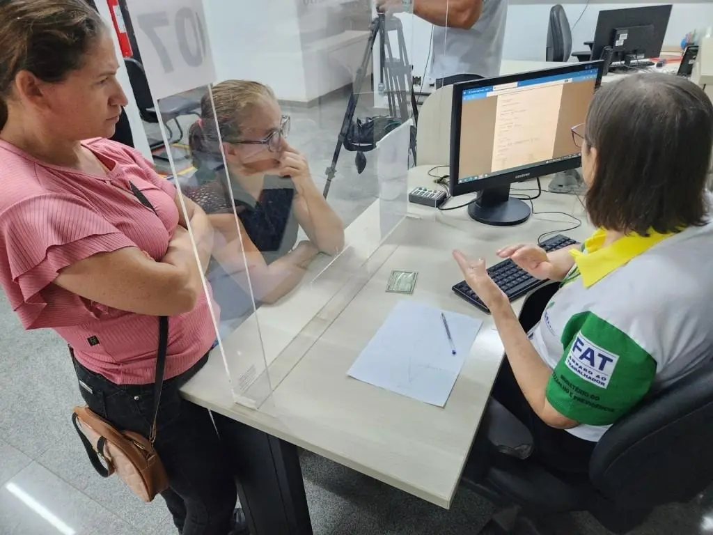 50 vagas de auxiliar de logística foram abertas pela Prefeitura de Goiânia sem exigir experiência. Essa possibilidade a…