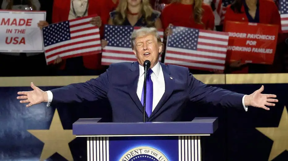 Votantes nos estados de batalha duvidam da promessa de $5.000 de Trump. A proposta pega quem já sente o aperto dos cust…