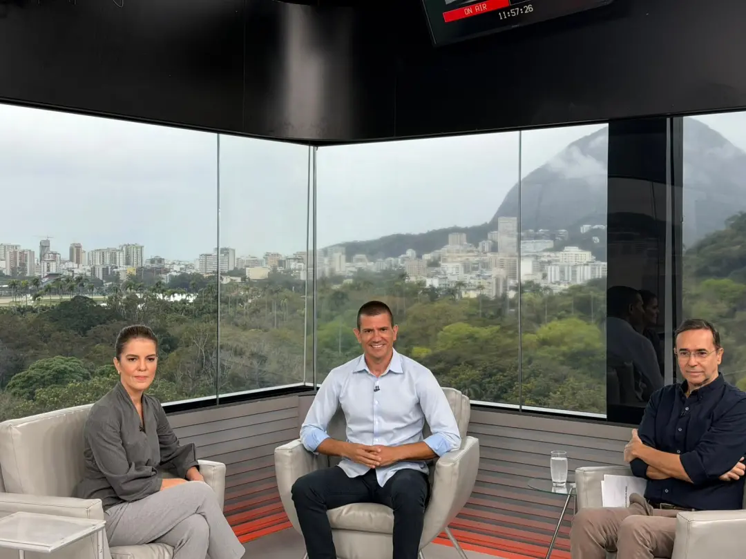 Douglas Ruas falou sobre a segurança no Rio de Janeiro, propondo um indicador de retomada de territórios e criticando a…