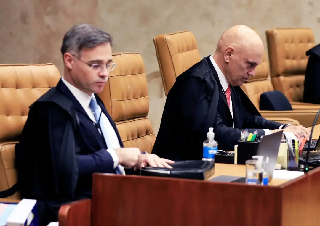 Alexandre de Moraes declarou que convocaria testemunhas para comprovar algo contra André Mendonça durante sessão no Sup…