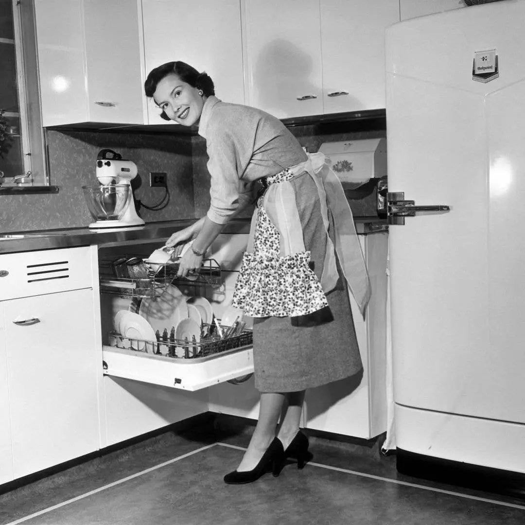 Treze fotos da década de 50 mostram o quanto a vida cotidiana mudou drasticamente. É impressionante ver a diferença no …