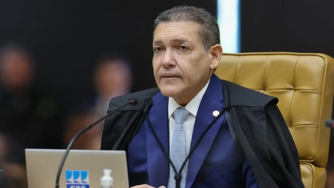 Nunes Marques se declara impedido do julgamento sobre Moraes e Vorcaro, alegando impacto eleitoral por presidir o TSE. …