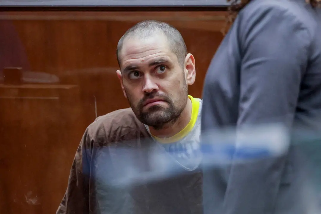 Nick Reiner, 33 anos, não enfrentará pena de morte por matar os pais em Califórnia. Decisão que tira o peso máximo do s…