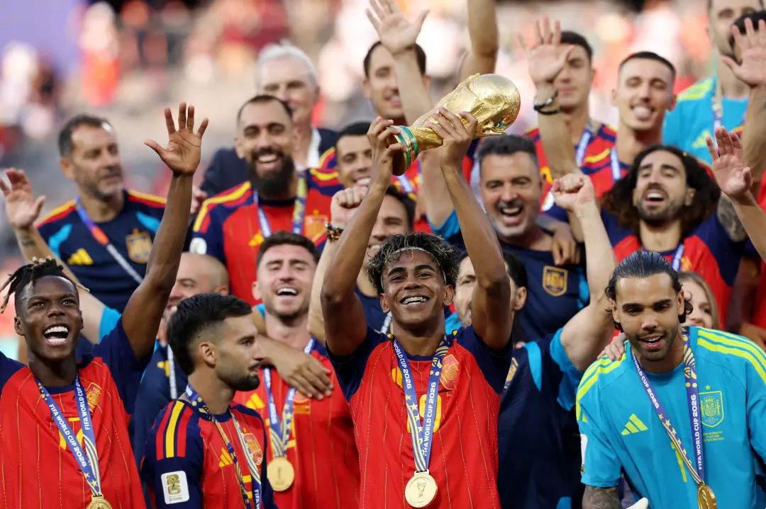 Espanha campeã da Copa do Mundo, resultado de um plano de base que começou após 2010. A La Liga desenhou esse Plano Nac…