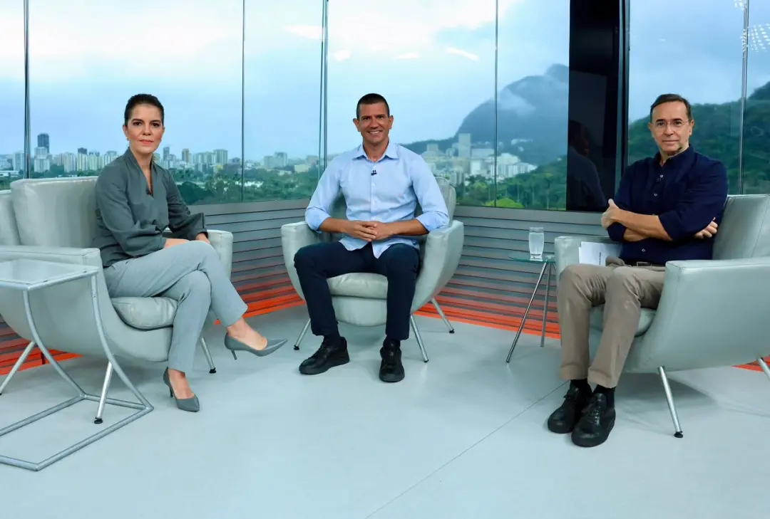 Douglas Ruas falou sobre a troca de elogios com Cláudio Castro numa sabatina no RJ1. Ele defendeu que não há excesso de…