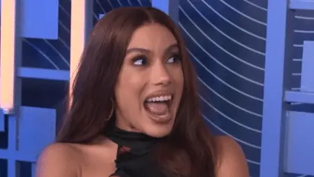 Anitta criticou participantes de Estrelas da Casa dizendo que teve vontade de chorar. A situação mostra como a pressão …
