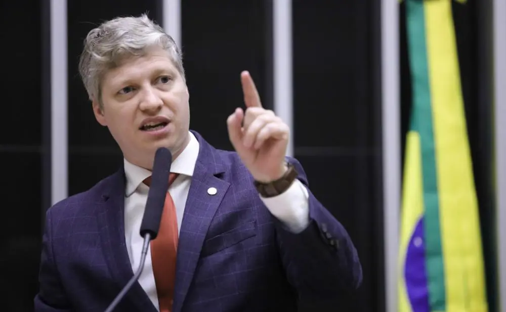 Marcel van Hattem acusou Davi Alcolumbre de ser cúmplice de Alexandre de Moraes por não pautar pedidos de impeachment c…
