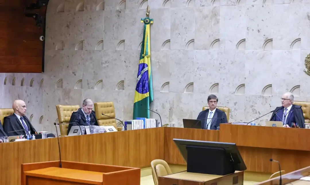 Kassio Nunes Marques deixou o plenário do STF se declarando suspeito por questões do TSE. Acho importante a preservacao…