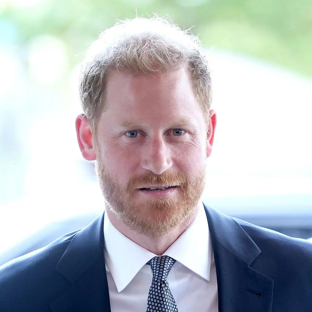 Prince Harry foi impedido pelos amigos de fazer uma tatuagem dos sonhos dele. Acho que é normal os amigos darem um toqu…