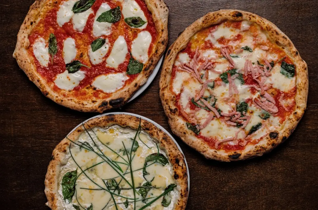 Seis pizzarias brasileiras estão no Top 100 mundial pelo Oscar da pizza, sendo que São Paulo domina a lista com cinco r…