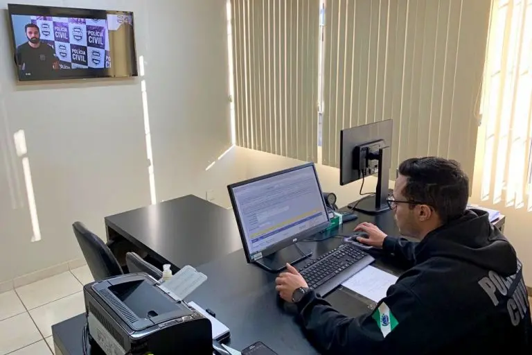 A Câmara dos Deputados aprovou o Projeto de Lei 1760/26 para permitir videoconferência nos Juizados Especiais Cíveis e …