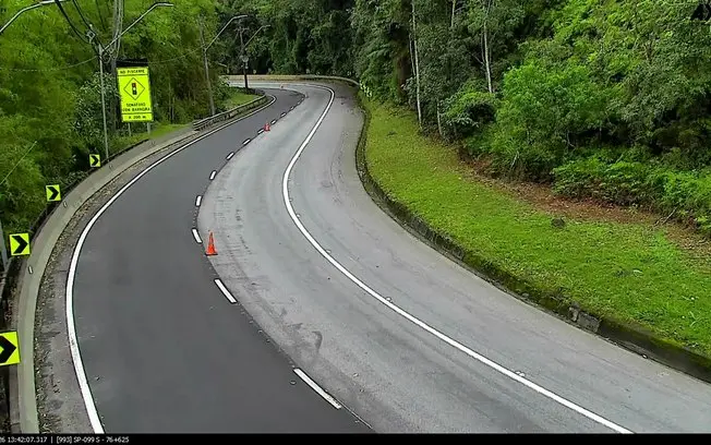 Tamoios liberada por volta das 13h30 após 40 horas de interdição pela Serra Antiga. Terceiro bloqueio em menos de uma s…