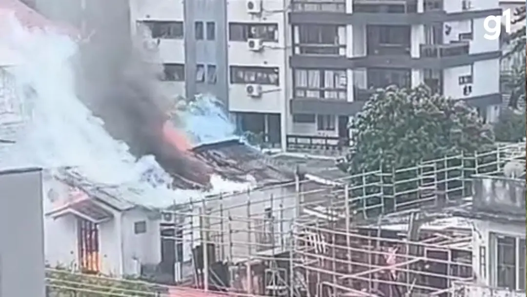 Incêndio atingiu o restaurante japonês Sakaes no bairro Moinhos de Vento, em Porto Alegre. Ver um lugar de encontro e a…