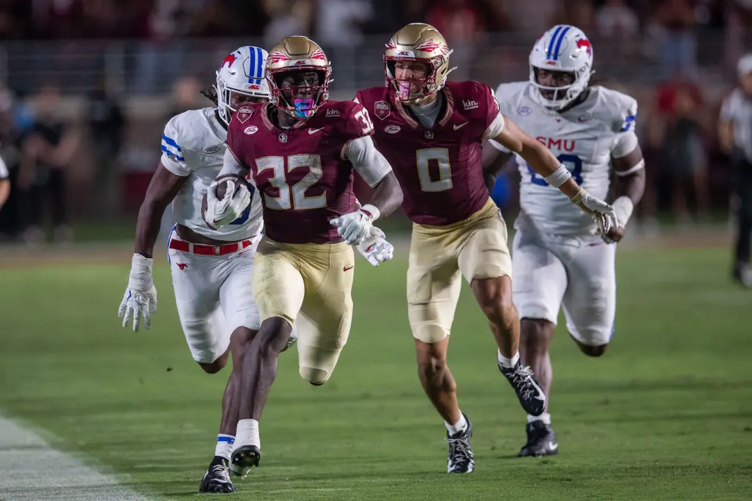 Florida State enfrenta Alabama no jogo de sábado em Tuscaloosa. Kromah, running back dos Seminoles, está entre os melho…