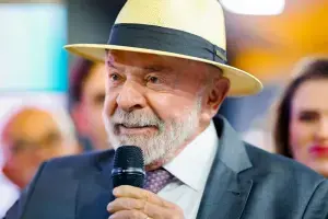 Lula não comentou o julgamento no STF sobre a investigação de Alexandre de Moraes, que analisa se o ministro será inves…