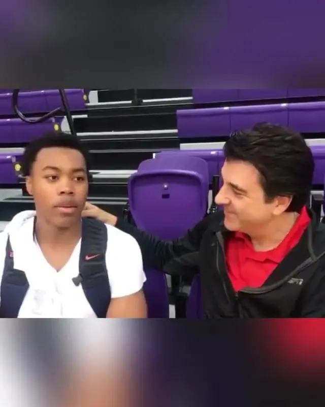 Scottie Barnes, um jogador jovem, foi perguntado sobre qual craque da NBA ele gostaria de ter como companheiro de equip…