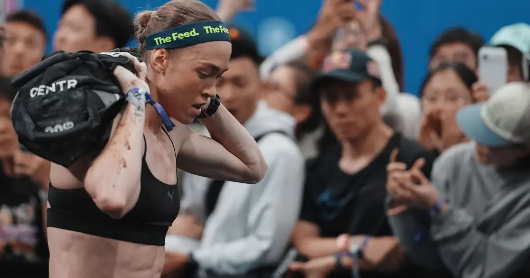 Competição Hyrox na China teve atleta mundial recordista exposta a fezes em estações compartilhadas. Isso mostra uma fa…