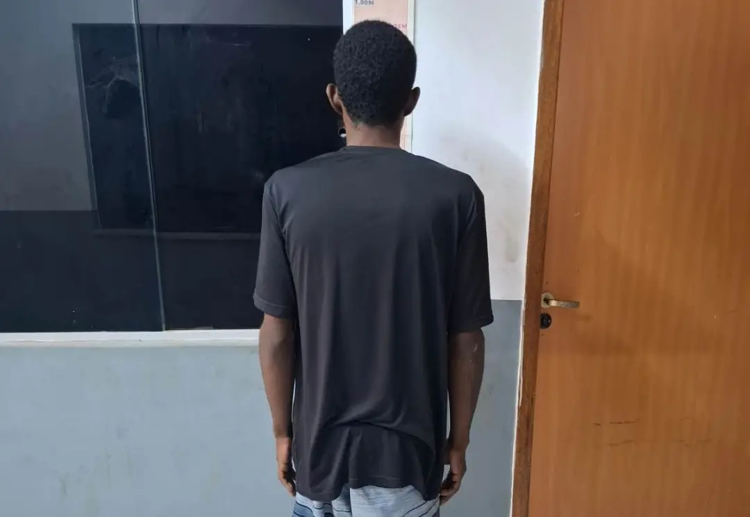 Em Timon, um jovem de 20 anos foi preso por roubos de motos de aplicativo em pelo menos quatro casos. O suspeito usava …