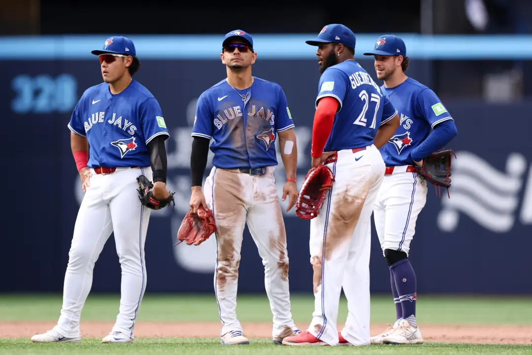 Bullpen day dos Jays, com Spencer Arrighetti, Dylan Cease e Jose Soriano escalados para os próximos dias. Uso muito os …