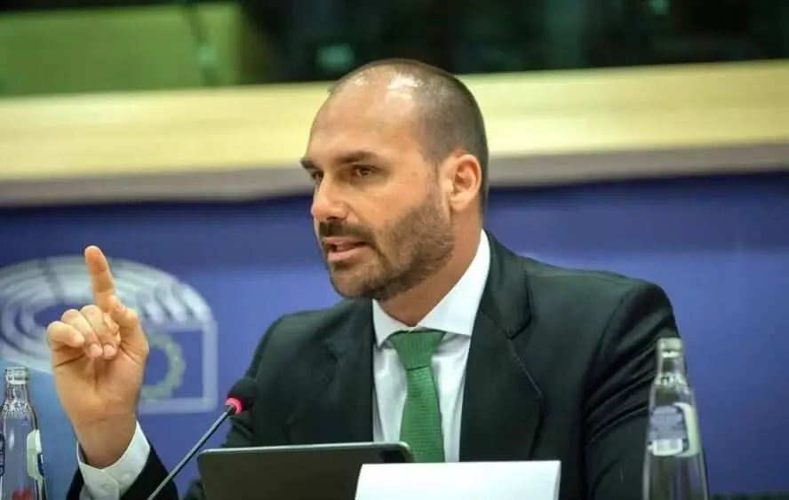 Eduardo Bolsonaro disse que vai levar os registros da sessão do STF para Washington pedir novas sanções contra membros …