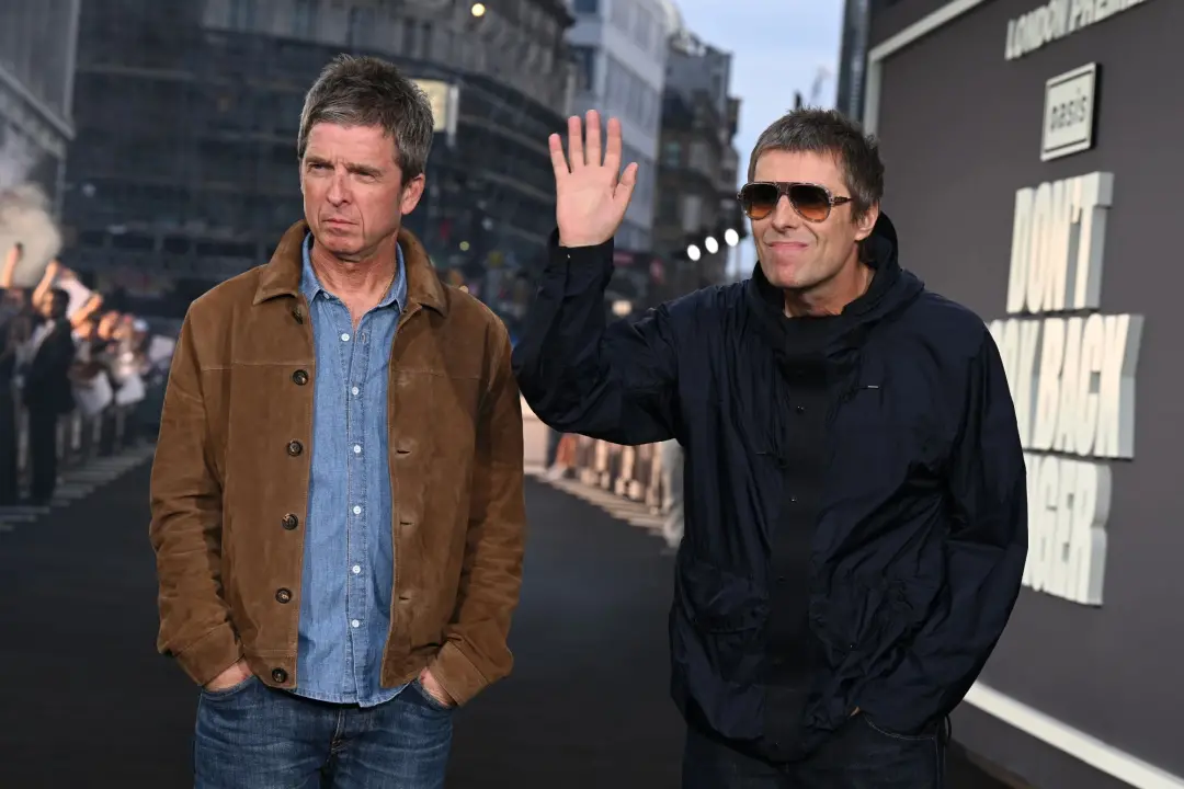 Oasis 2027 vai ter Cast e Manic Street Preachers como apoio. O movimento mostra que a música antiga ainda tem apelo gra…