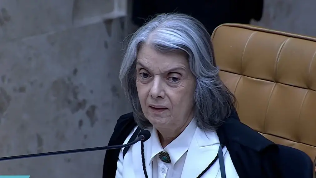 Cármen Lúcia se declarou envergonhada com a crise interna do Supremo Tribunal Federal. A ministra falou sobre o mal est…