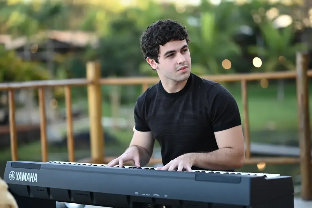 VIICC, aos 20 anos, faz show especial nesta quarta-feira na Full Sail University, na Flórida. É um movimento importante…