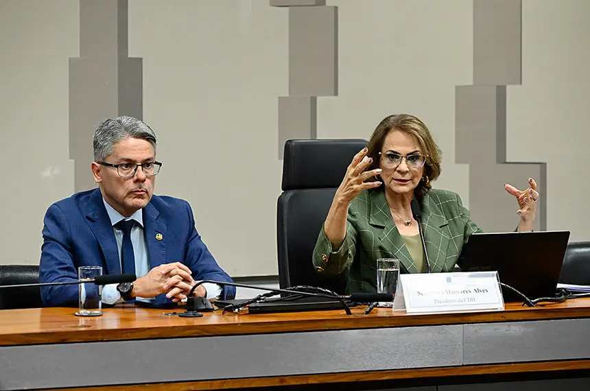 CDH aprovou indicação para CCJ criar grupo de trabalho em 60 dias para propor reforma do Judiciário. A ideia surge do d…