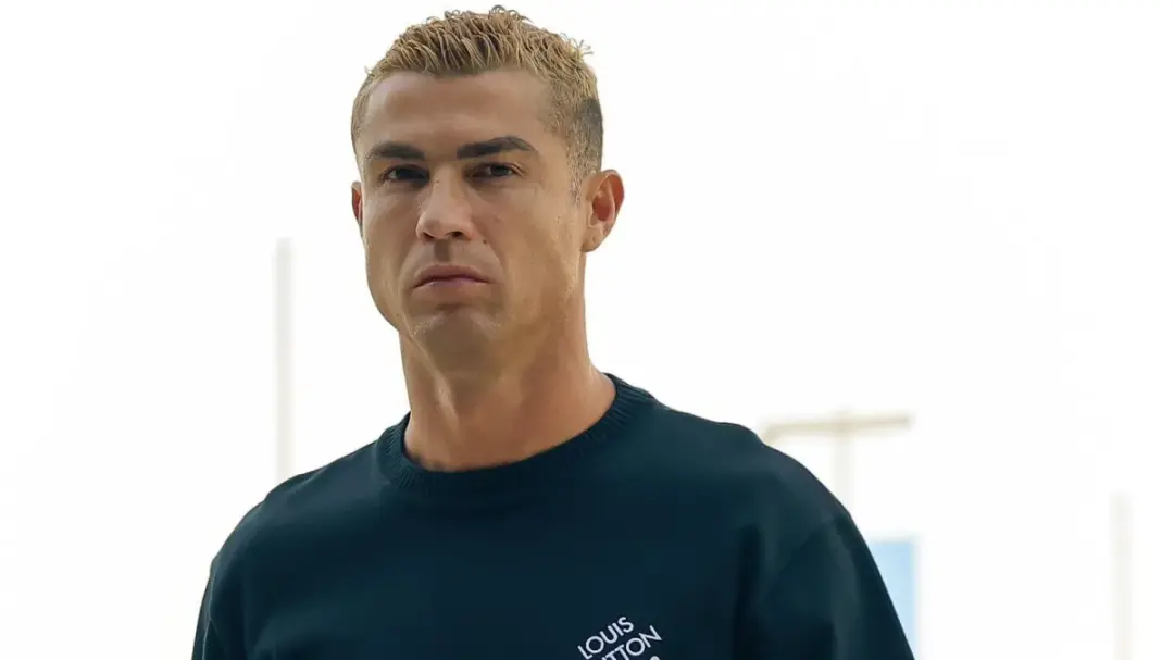 Cristiano Ronaldo pode injetar R$ 512 milhões em um grupo para assumir 75% do Al-Nassr. A entrada dele fortalece a pres…
