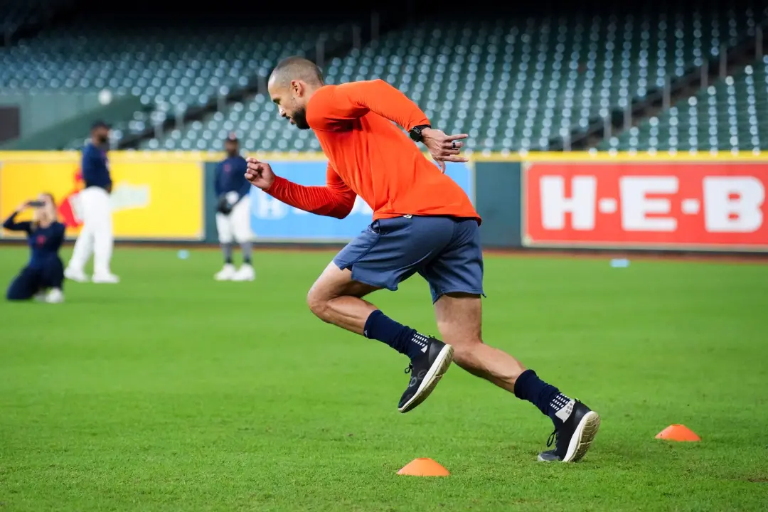 Carlos Correa não volta nos Astros em 2026. A esperança de injetar vida na ofensiva com ele, depois de tanta lesão, se …