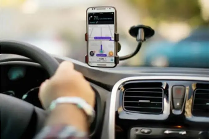 Lula sancionou lei que libera até 30 bilhões em crédito para motoristas e taxistas comprarem veículos mais sustentáveis…