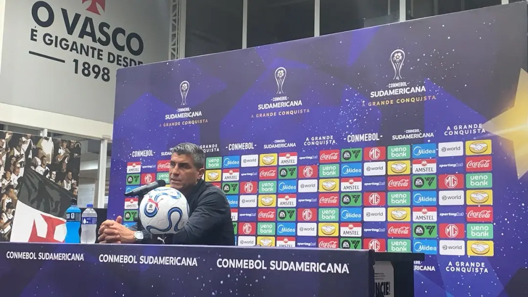 Pedro Emanuel confirmou a confiança do Vasco na remontada do Brasileiro depois da classificação para semifinal da Sul-A…