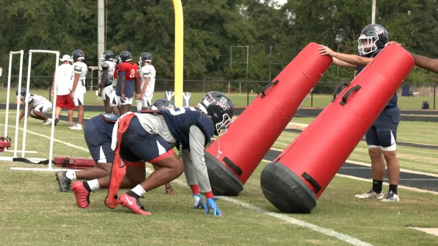Strom Thurmond recebe Lincoln County na quinta semana da Game Night Live, com ambos vindo de vitórias na semana anterio…