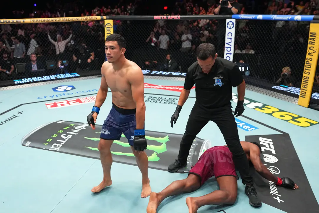 Quatro lutadores, Mayton Perea, Igor Cavalcanti, Akbar Abdullaev e Luis Hernandez, receberam contratos do UFC após a no…