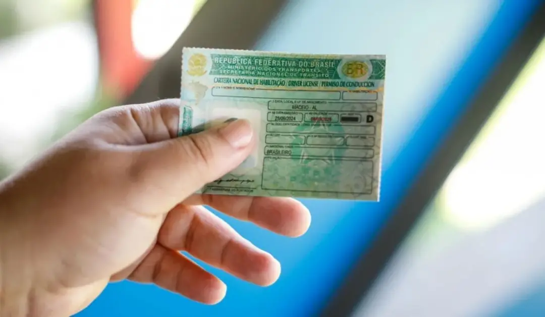 Motoristas com CNH vencida entre 5 de junho e 8 de dezembro deste ano ganharam prazo até 9 de dezembro de 2026 para reg…
