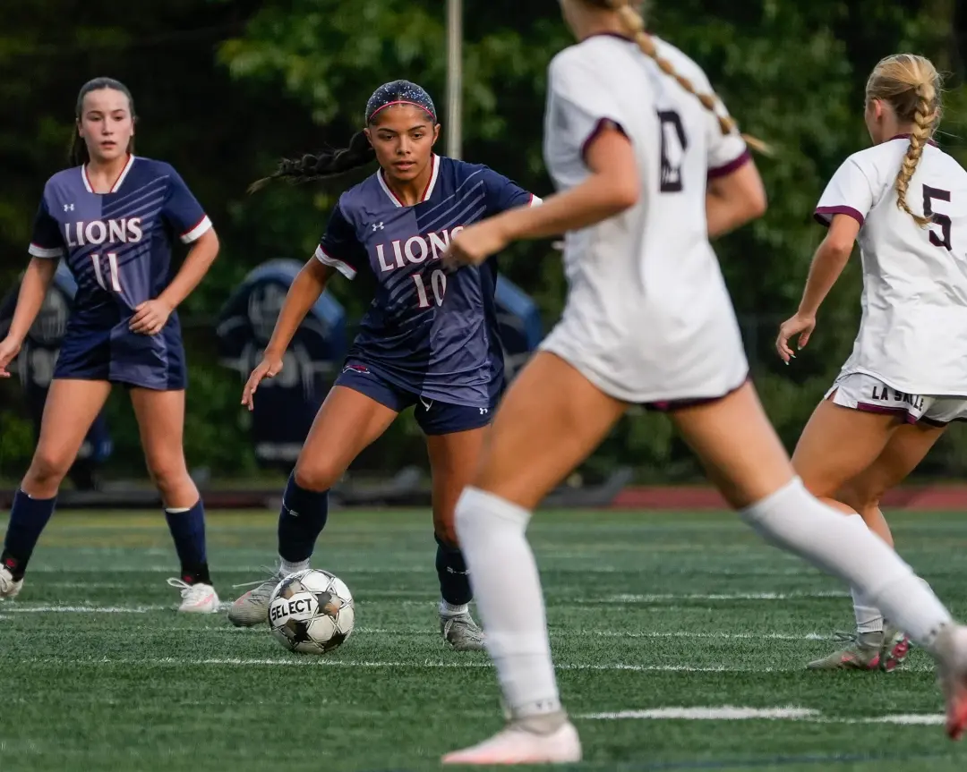 Smithfield venceu Cranston West por 2 a 1 na Divisão I de basquete feminino, com dois gols no segundo tempo. Mais uma v…